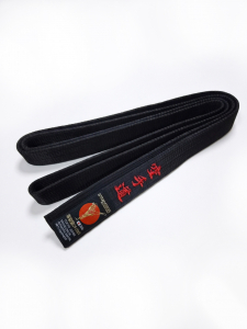 tokyodo_satin_embroidery Japanischer Schwarzgurt mit Stickerei (Beispiel)